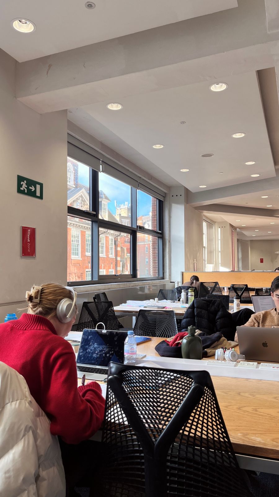 LSE的讀書環境很好
